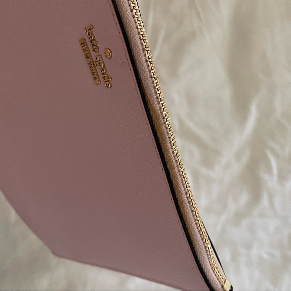 Kate Spade Pouch - Picture 7 of 8
